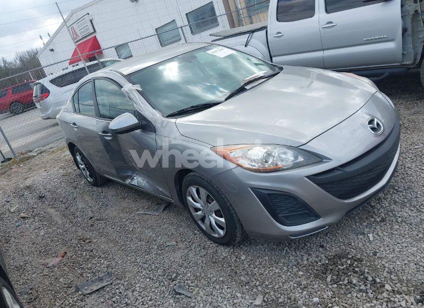 2011 Mazda Mazda3 I SPORT (VIN JM1BL1UFXB1480341) main photo