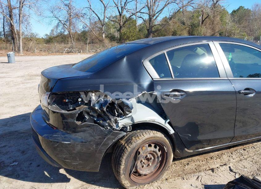 Photo 6 of 2011 Mazda Mazda3 I SPORT (VIN JM1BL1UFXB1485538)