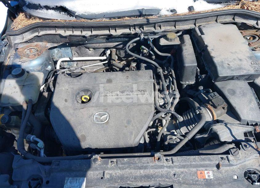 Photo 10 of 2011 Mazda Mazda3 I SPORT (VIN JM1BL1UG0B1381391)