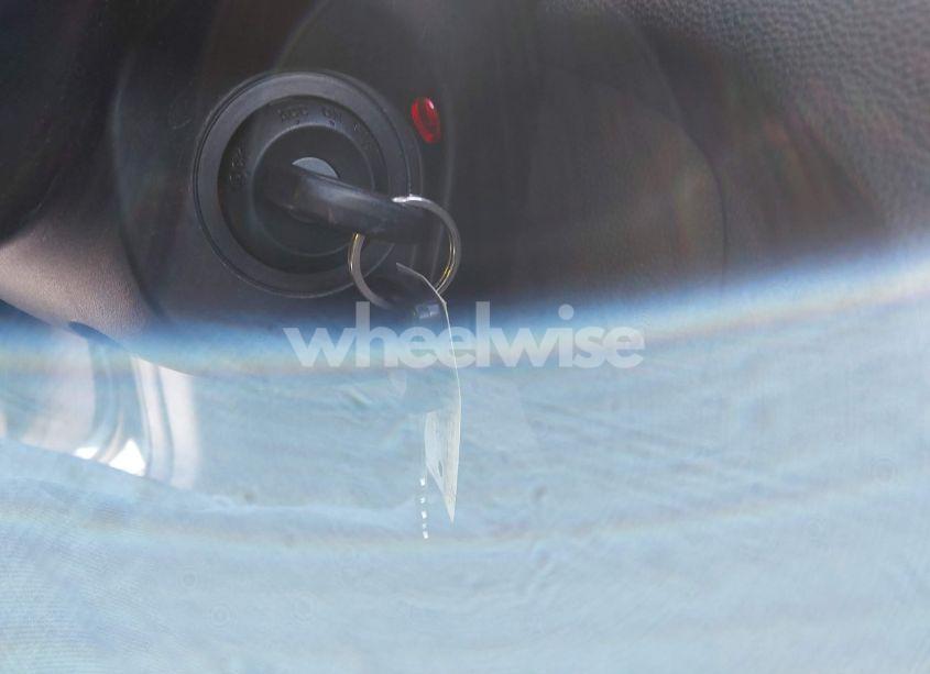 Photo 11 of 2011 Mazda Mazda3 I SPORT (VIN JM1BL1UG0B1381391)