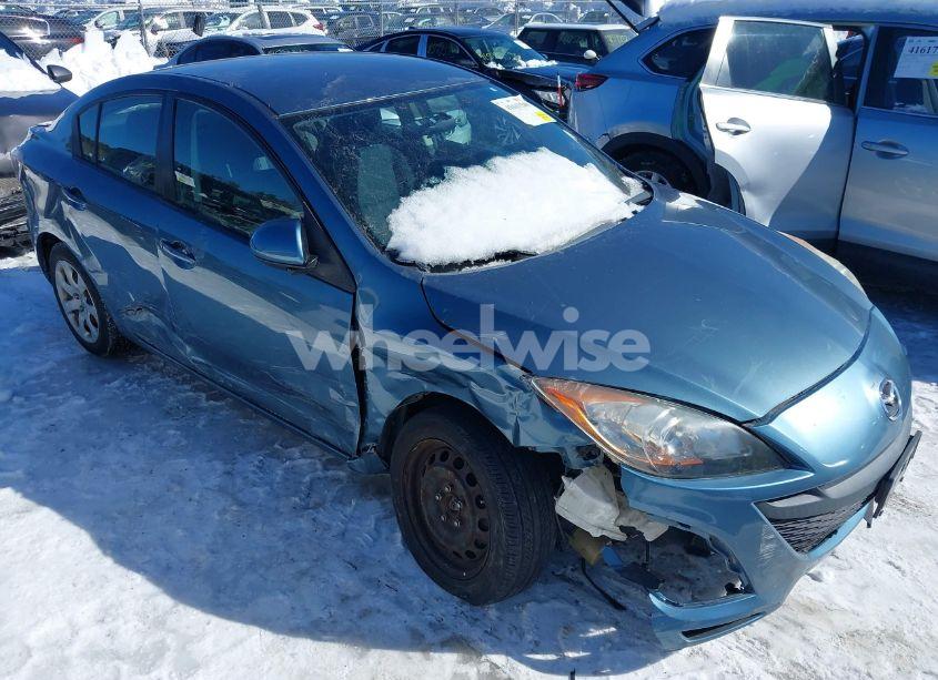 Photo 13 of 2011 Mazda Mazda3 I SPORT (VIN JM1BL1UG0B1381391)