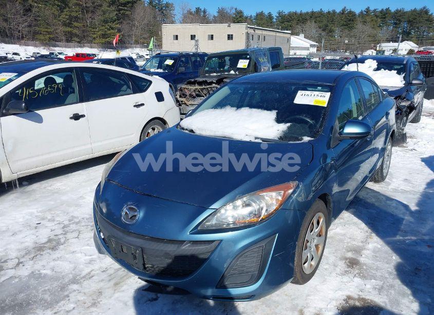 Photo 2 of 2011 Mazda Mazda3 I SPORT (VIN JM1BL1UG0B1381391)