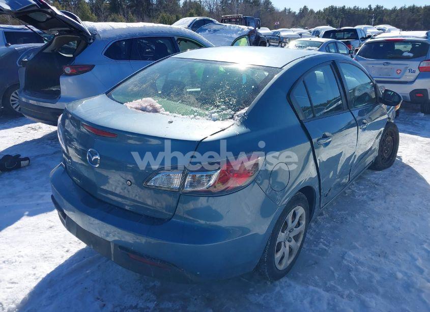 Photo 4 of 2011 Mazda Mazda3 I SPORT (VIN JM1BL1UG0B1381391)