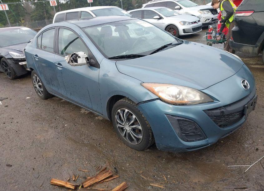 2011 Mazda Mazda3 I SPORT (VIN JM1BL1UG0B1473701) main photo