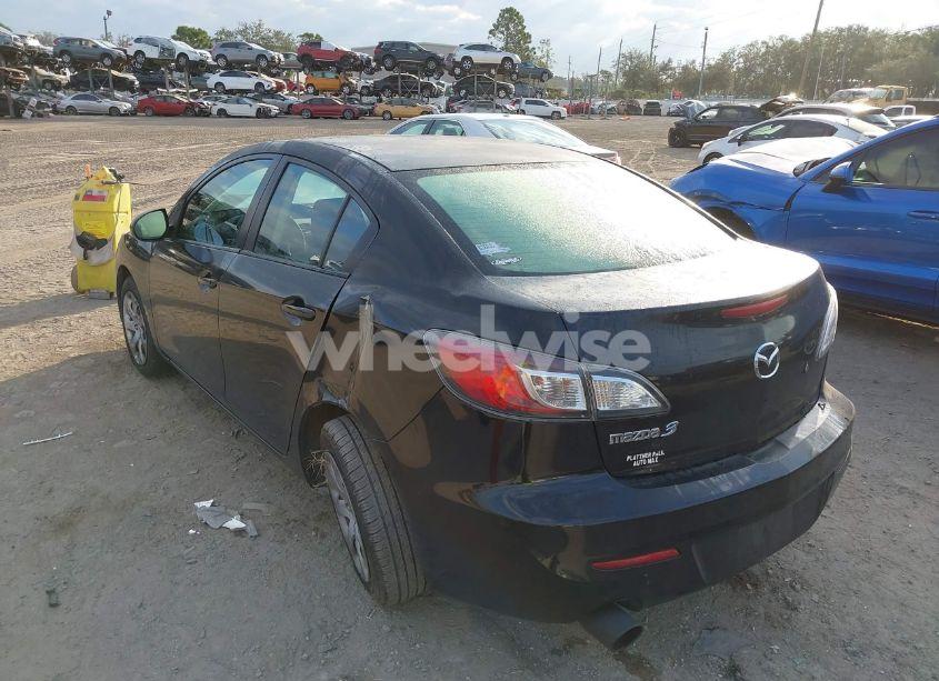 Photo 3 of 2012 Mazda Mazda3 I SPORT (VIN JM1BL1UG0C1502132)