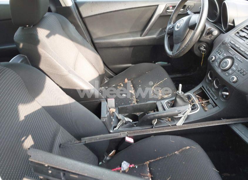 Photo 5 of 2012 Mazda Mazda3 I SPORT (VIN JM1BL1UG0C1502132)