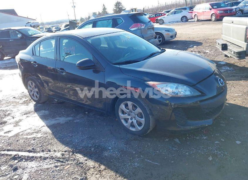 2012 Mazda Mazda3 I SPORT (VIN JM1BL1UG0C1562041) main photo