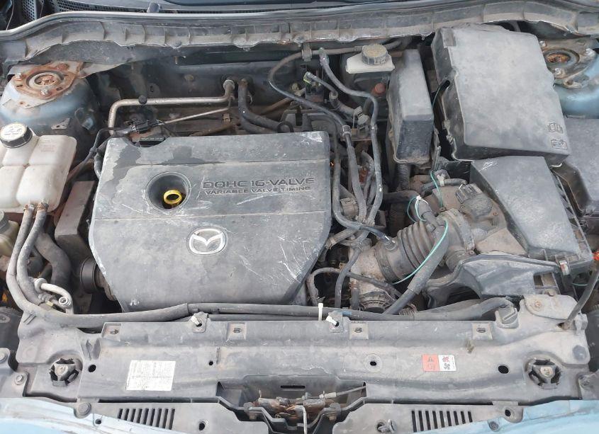 Photo 10 of 2011 Mazda Mazda3 (VIN JM1BL1UG1B1418089)