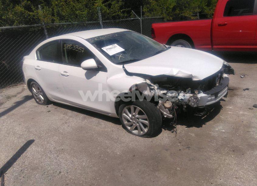 2011 Mazda Mazda3 I SPORT (VIN JM1BL1UG1B1466580) main photo