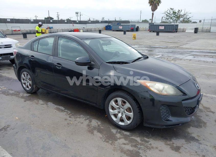2012 Mazda Mazda3 I SPORT (VIN JM1BL1UG1C1524804) main photo