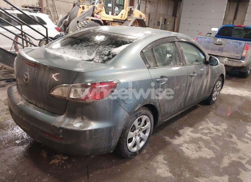 Photo 4 of 2012 Mazda Mazda3 I SPORT (VIN JM1BL1UG1C1538363)