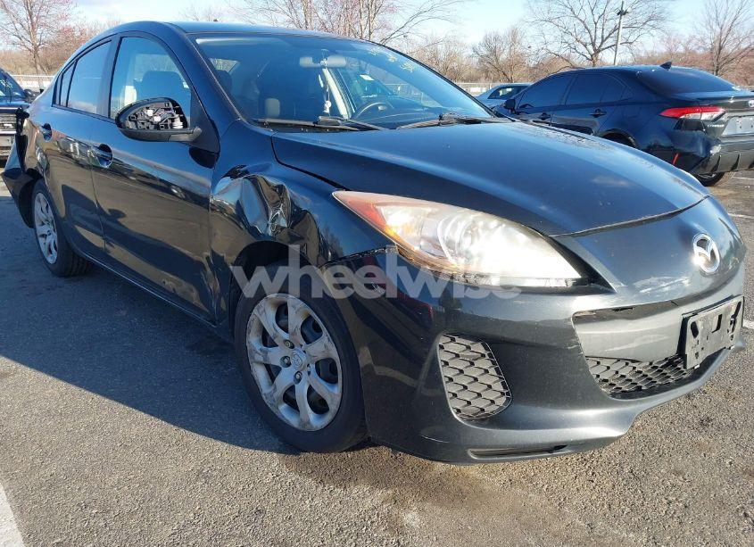 2012 Mazda Mazda3 I SPORT (VIN JM1BL1UG1C1551257) main photo