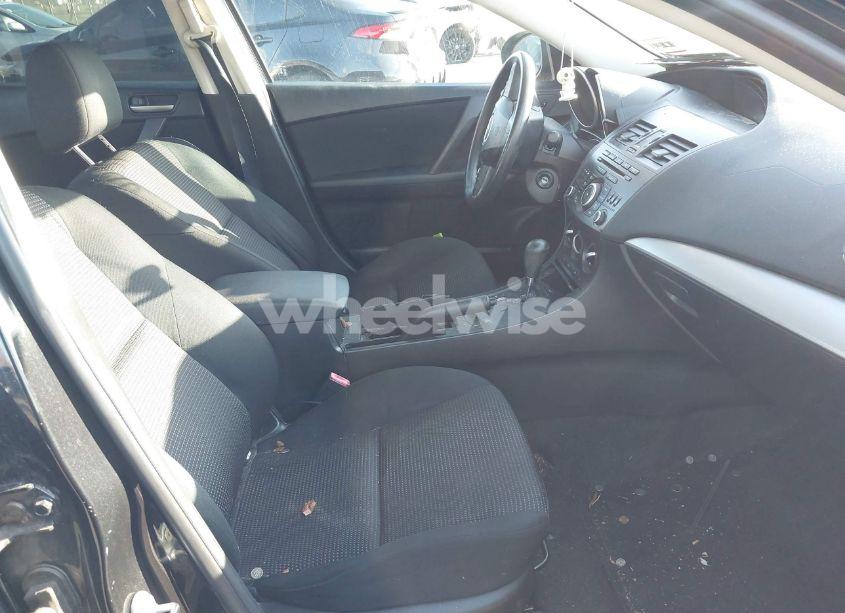 Photo 5 of 2012 Mazda Mazda3 I SPORT (VIN JM1BL1UG1C1551257)