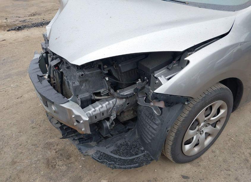 Photo 15 of 2012 Mazda Mazda3 I SPORT (VIN JM1BL1UG1C1572979)