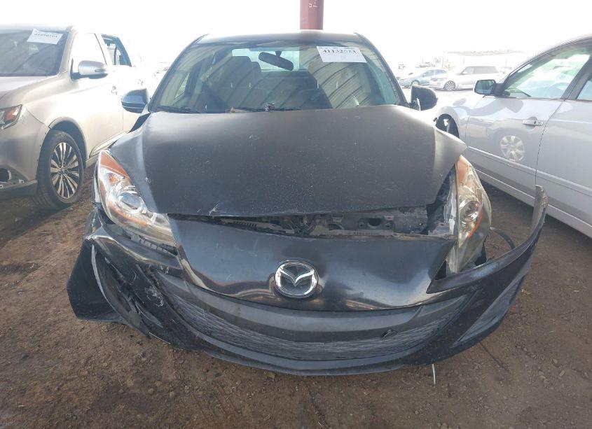 Photo 12 of 2011 Mazda Mazda3 I SPORT (VIN JM1BL1UG2B1370716)