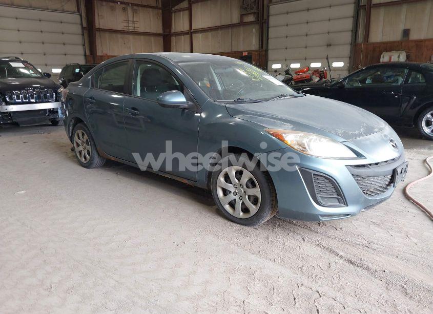 2011 Mazda Mazda3 I SPORT (VIN JM1BL1UG2B1385085) main photo