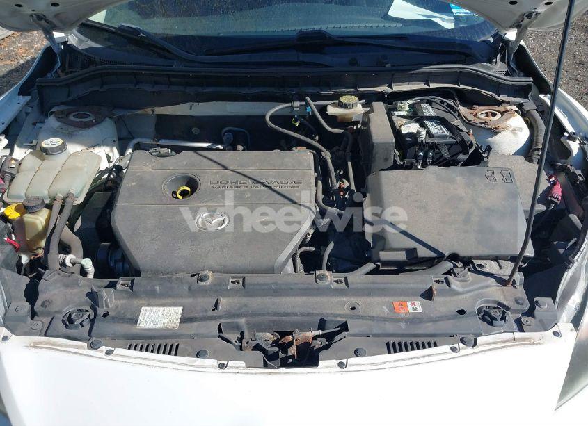 Photo 10 of 2011 Mazda Mazda3 I SPORT (VIN JM1BL1UG2B1497546)