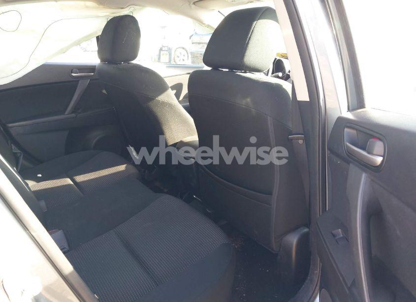 Photo 8 of 2012 Mazda Mazda3 I SPORT (VIN JM1BL1UG2C1520955)