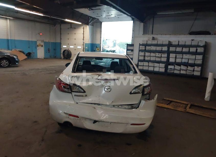 Photo 6 of 2012 Mazda Mazda3 I SPORT (VIN JM1BL1UG3C1518034)