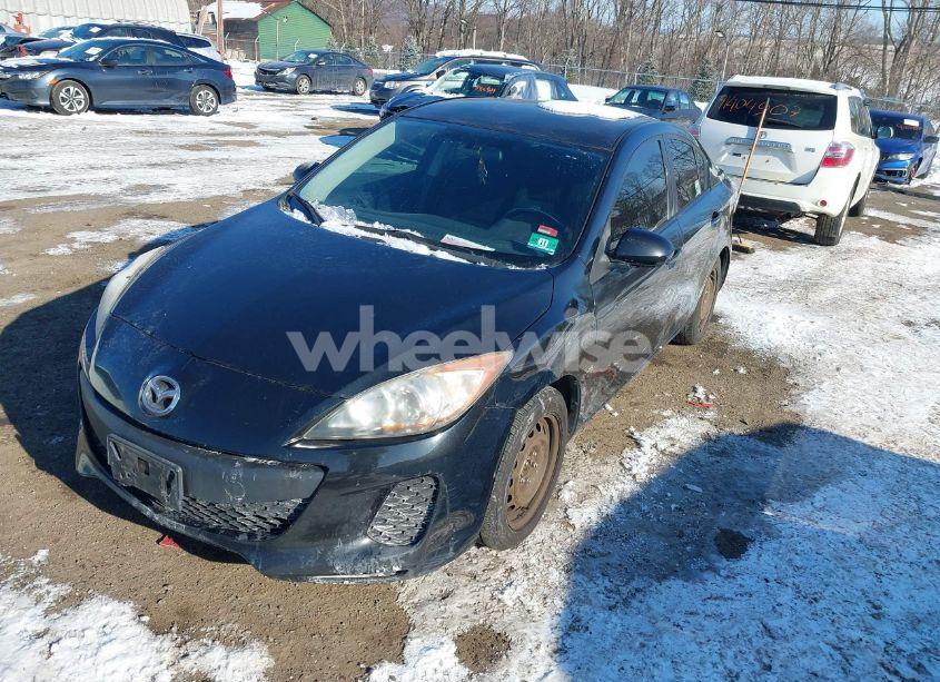 Photo 2 of 2012 Mazda Mazda3 I SPORT (VIN JM1BL1UG3C1519376)