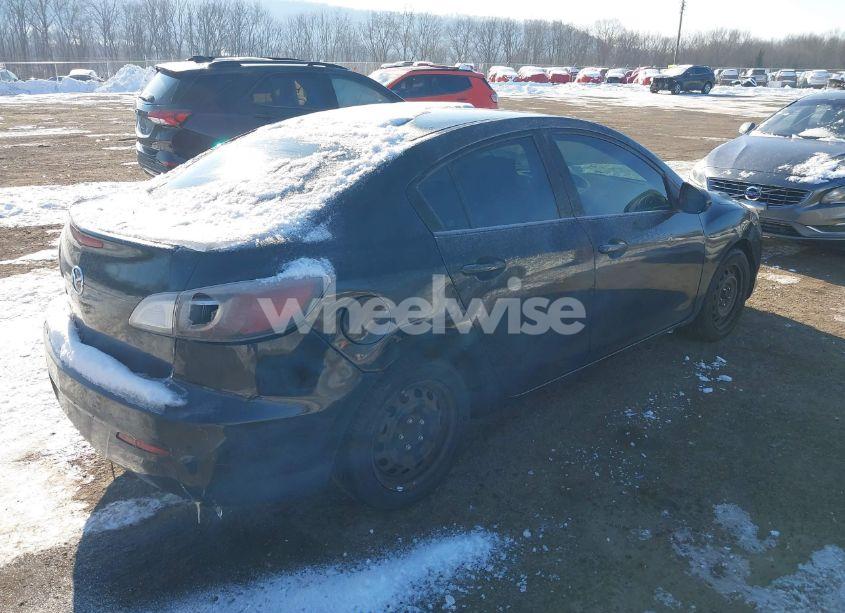 Photo 4 of 2012 Mazda Mazda3 I SPORT (VIN JM1BL1UG3C1519376)