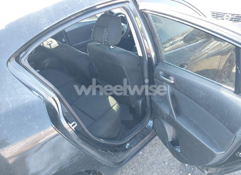 Photo 8 of 2012 Mazda Mazda3 I SPORT (VIN JM1BL1UG3C1519376)