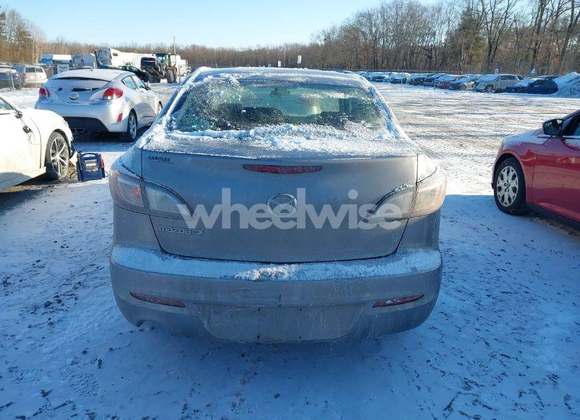 Photo 16 of 2012 Mazda Mazda3 I SPORT (VIN JM1BL1UG3C1582493)