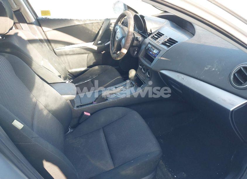 Photo 5 of 2012 Mazda Mazda3 I SPORT (VIN JM1BL1UG3C1582493)