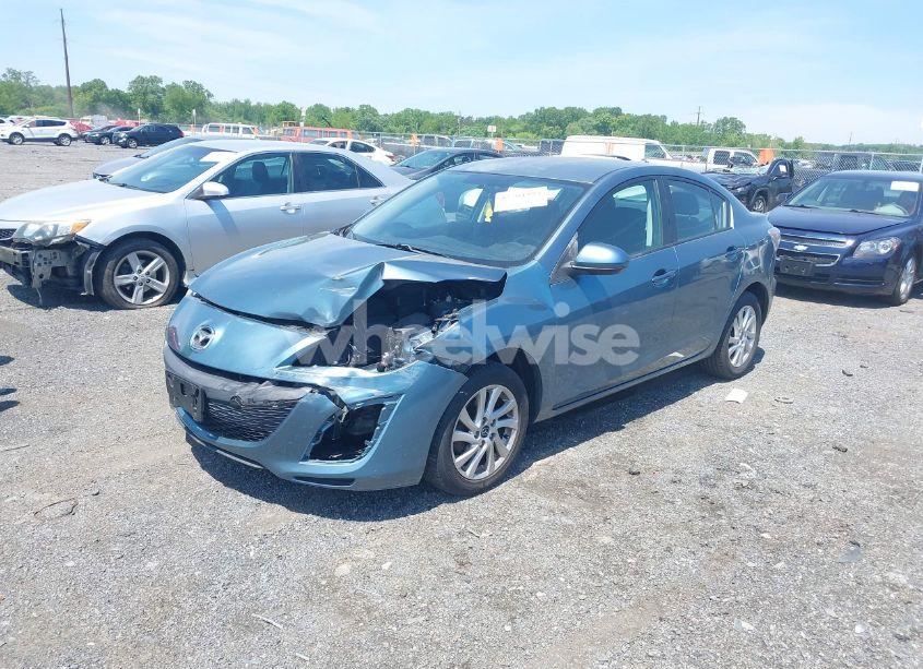 Photo 2 of 2011 Mazda Mazda3 I SPORT (VIN JM1BL1UG4B1448297)