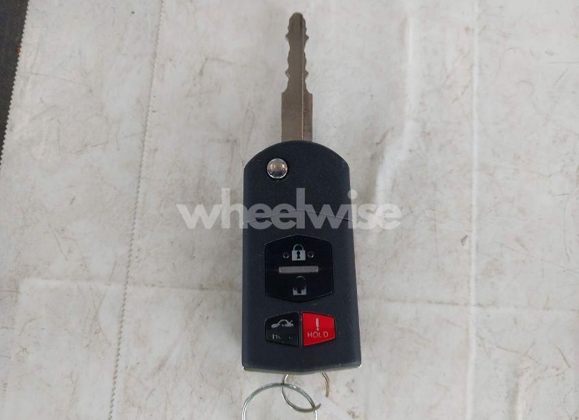 Photo 11 of 2012 Mazda Mazda3 I SPORT (VIN JM1BL1UG4C1548837)