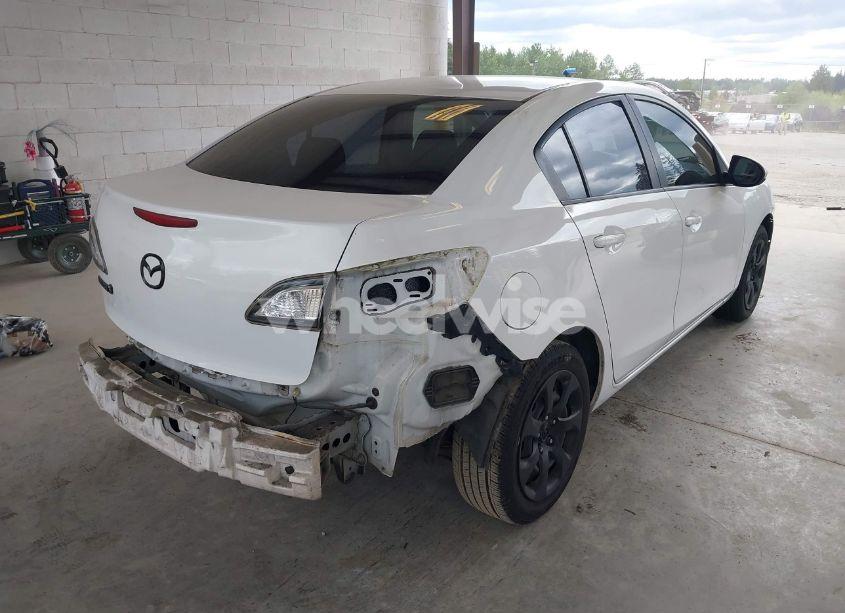 Photo 4 of 2012 Mazda Mazda3 I SPORT (VIN JM1BL1UG4C1548837)