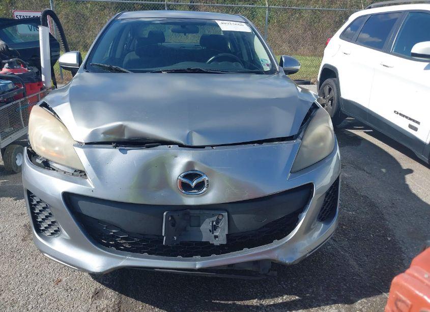 Photo 12 of 2012 Mazda Mazda3 I SPORT (VIN JM1BL1UG4C1600046)