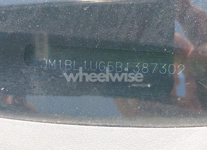 Photo 9 of 2011 Mazda Mazda3 I SPORT (VIN JM1BL1UG5B1387302)