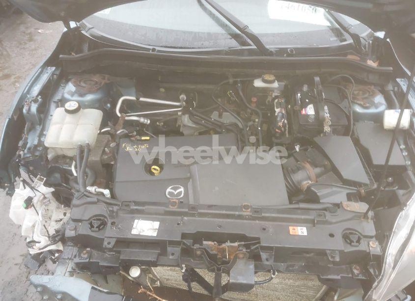 Photo 10 of 2011 Mazda Mazda3 I SPORT (VIN JM1BL1UG5B1432187)