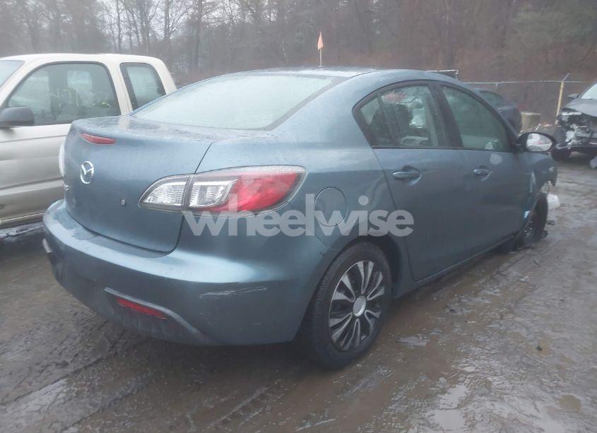 Photo 4 of 2011 Mazda Mazda3 I SPORT (VIN JM1BL1UG5B1432187)