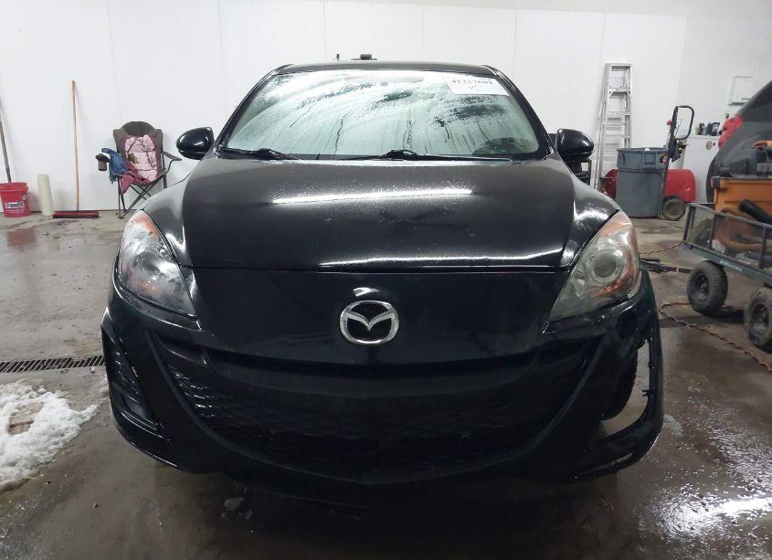 Photo 13 of 2011 Mazda Mazda3 I SPORT (VIN JM1BL1UG5B1463911)