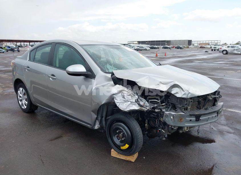 Photo 6 of 2011 Mazda Mazda3 I SPORT (VIN JM1BL1UG5B1464010)