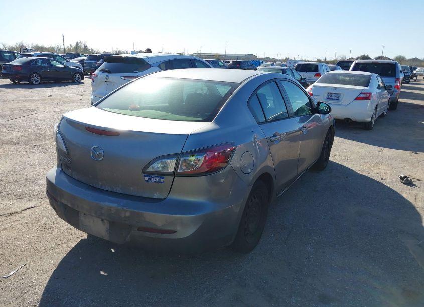 Photo 4 of 2012 Mazda Mazda3 I SPORT (VIN JM1BL1UG5C1562181)