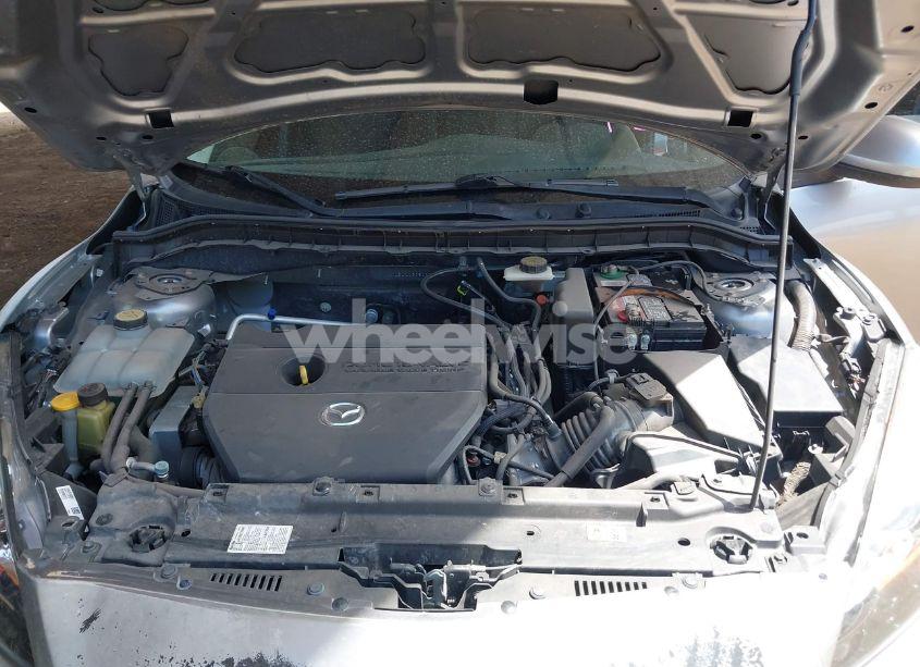 Photo 10 of 2011 Mazda Mazda3 I SPORT (VIN JM1BL1UG6B1394792)