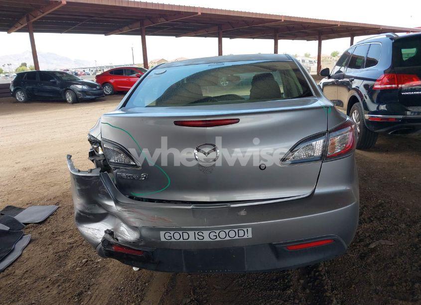Photo 16 of 2011 Mazda Mazda3 I SPORT (VIN JM1BL1UG6B1394792)