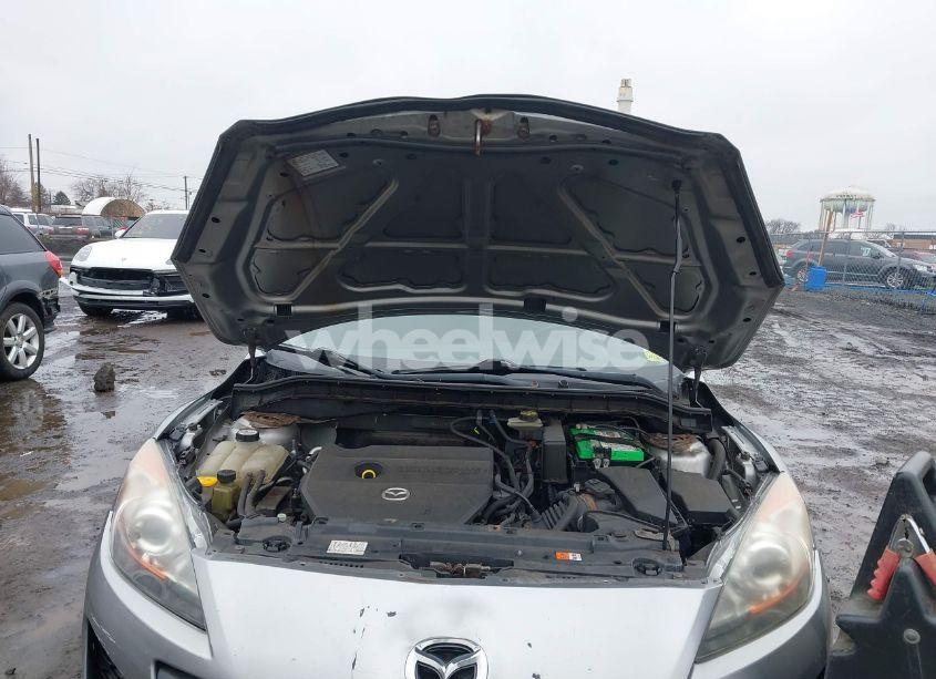 Photo 10 of 2012 Mazda Mazda3 I SPORT (VIN JM1BL1UG6C1566918)