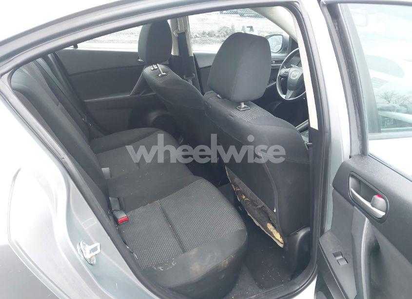 Photo 8 of 2012 Mazda Mazda3 I SPORT (VIN JM1BL1UG6C1566918)