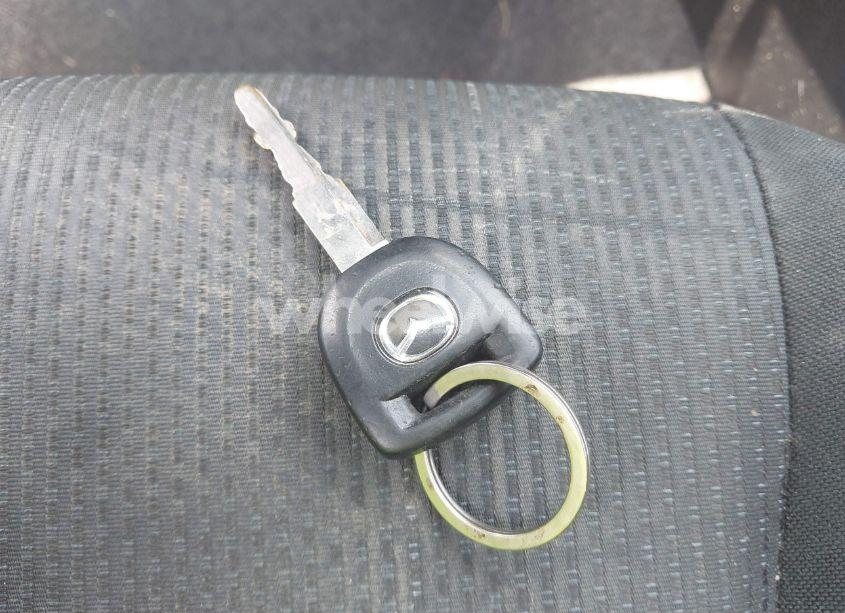 Photo 11 of 2011 Mazda Mazda3 I SPORT (VIN JM1BL1UG7B1385678)