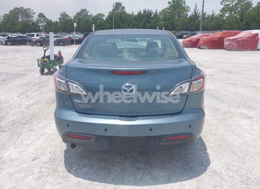 Photo 16 of 2011 Mazda Mazda3 I SPORT (VIN JM1BL1UG7B1385678)