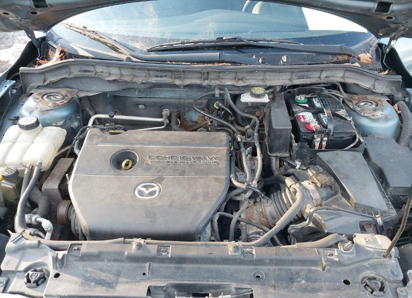 Photo 10 of 2011 Mazda Mazda3 I SPORT (VIN JM1BL1UG8B1463725)