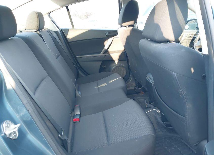 Photo 8 of 2011 Mazda Mazda3 I SPORT (VIN JM1BL1UG8B1463725)