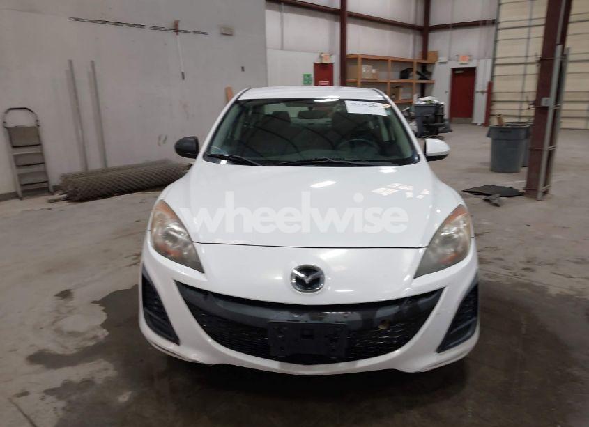 Photo 12 of 2011 Mazda Mazda3 I SPORT (VIN JM1BL1UG8B1497003)