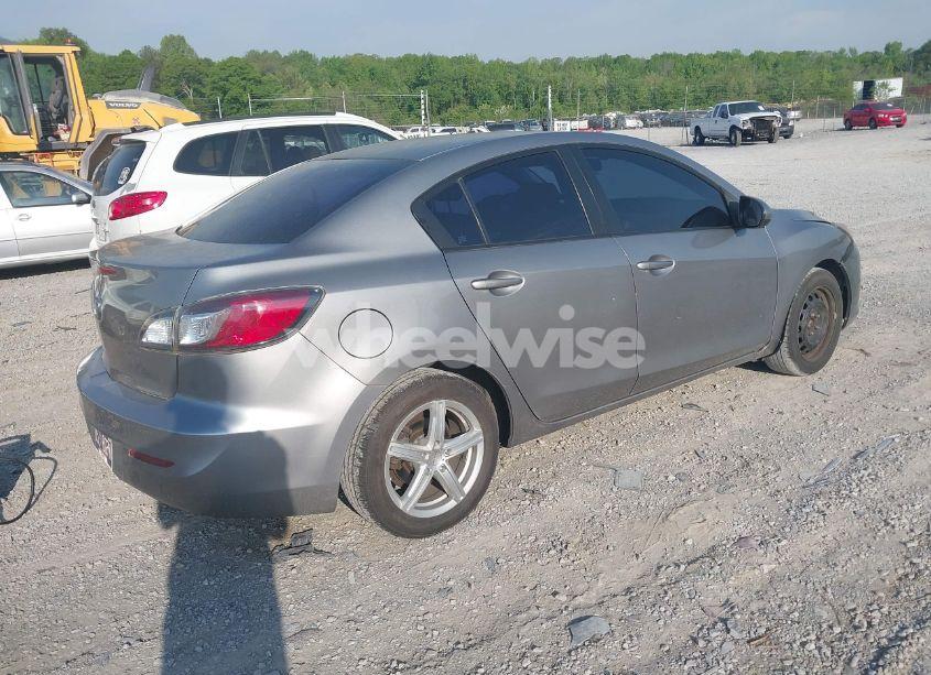 Photo 4 of 2012 Mazda Mazda3 I SPORT (VIN JM1BL1UG8C1520099)