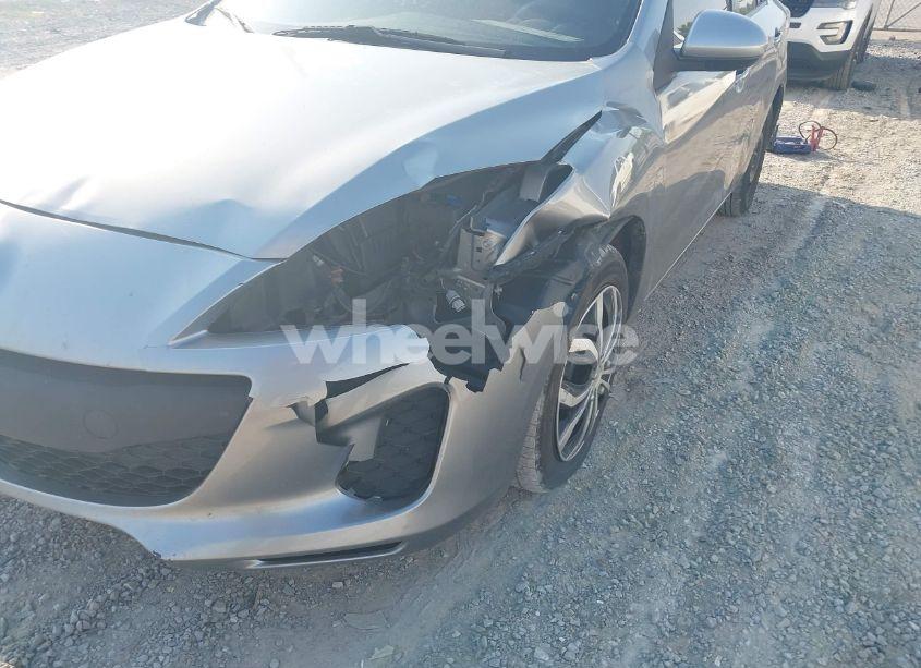 Photo 6 of 2012 Mazda Mazda3 I SPORT (VIN JM1BL1UG8C1520099)