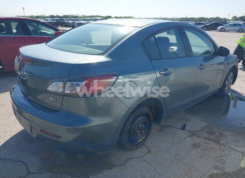 Photo 4 of 2012 Mazda Mazda3 I SPORT (VIN JM1BL1UG8C1596292)